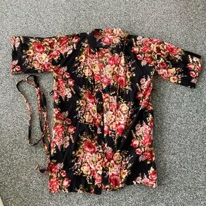 Black floral kimono